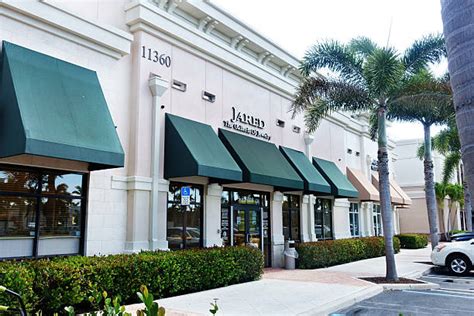 toy store palm beach gardens.